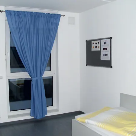 Campus-gastehaus מלון דירות *